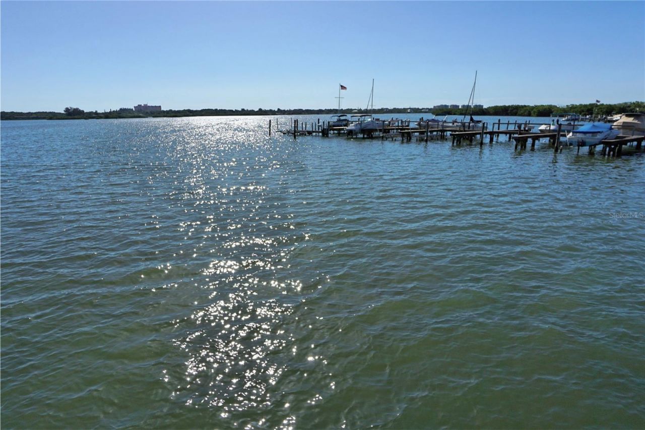 8735 Midnight Pass Road, Unit 105B, Sarasota, FL 34242 Photo