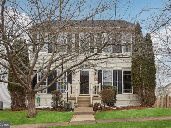 40 STOCKS STREET, LOVETTSVILLE, VA 20180