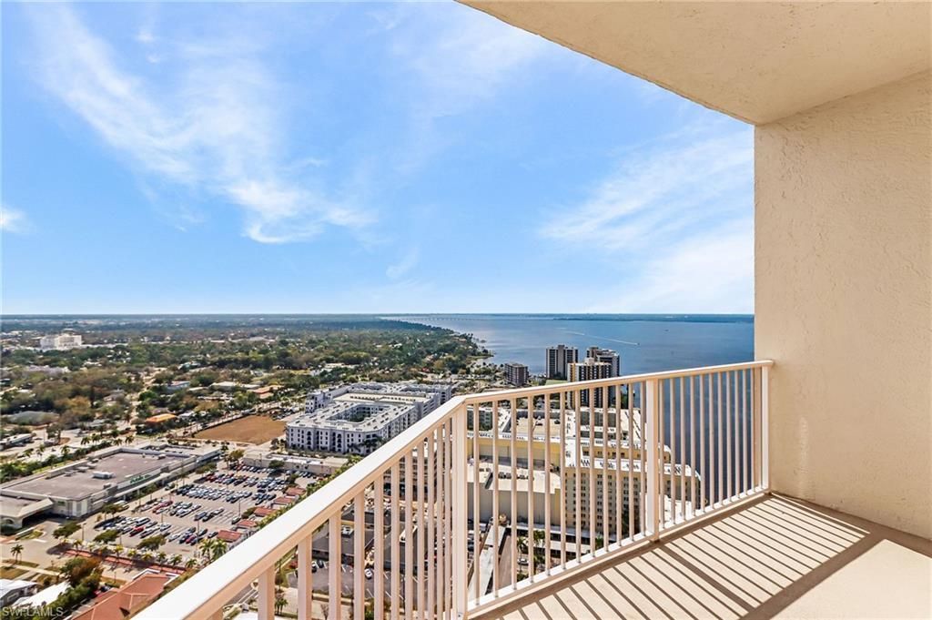 2104 W First St , Unit 3204, Fort Myers, FL 33901 Photo