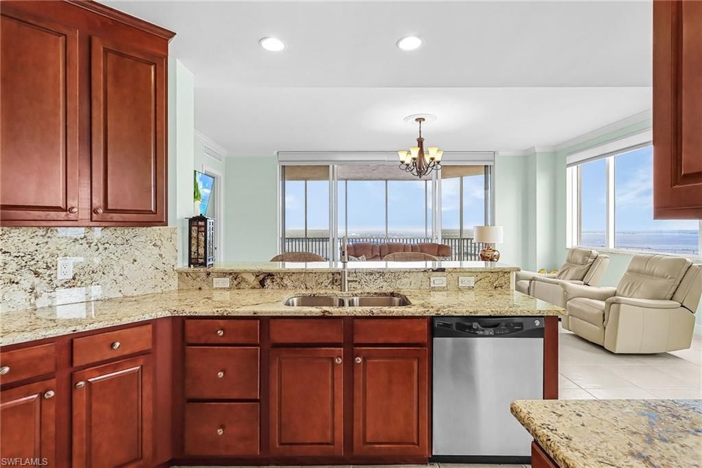 2104 W First St , Unit 3204, Fort Myers, FL 33901 Photo