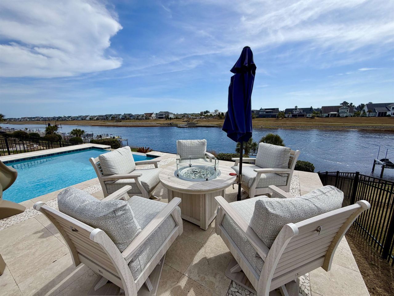 485 Saint Julian Ln. Photo 5