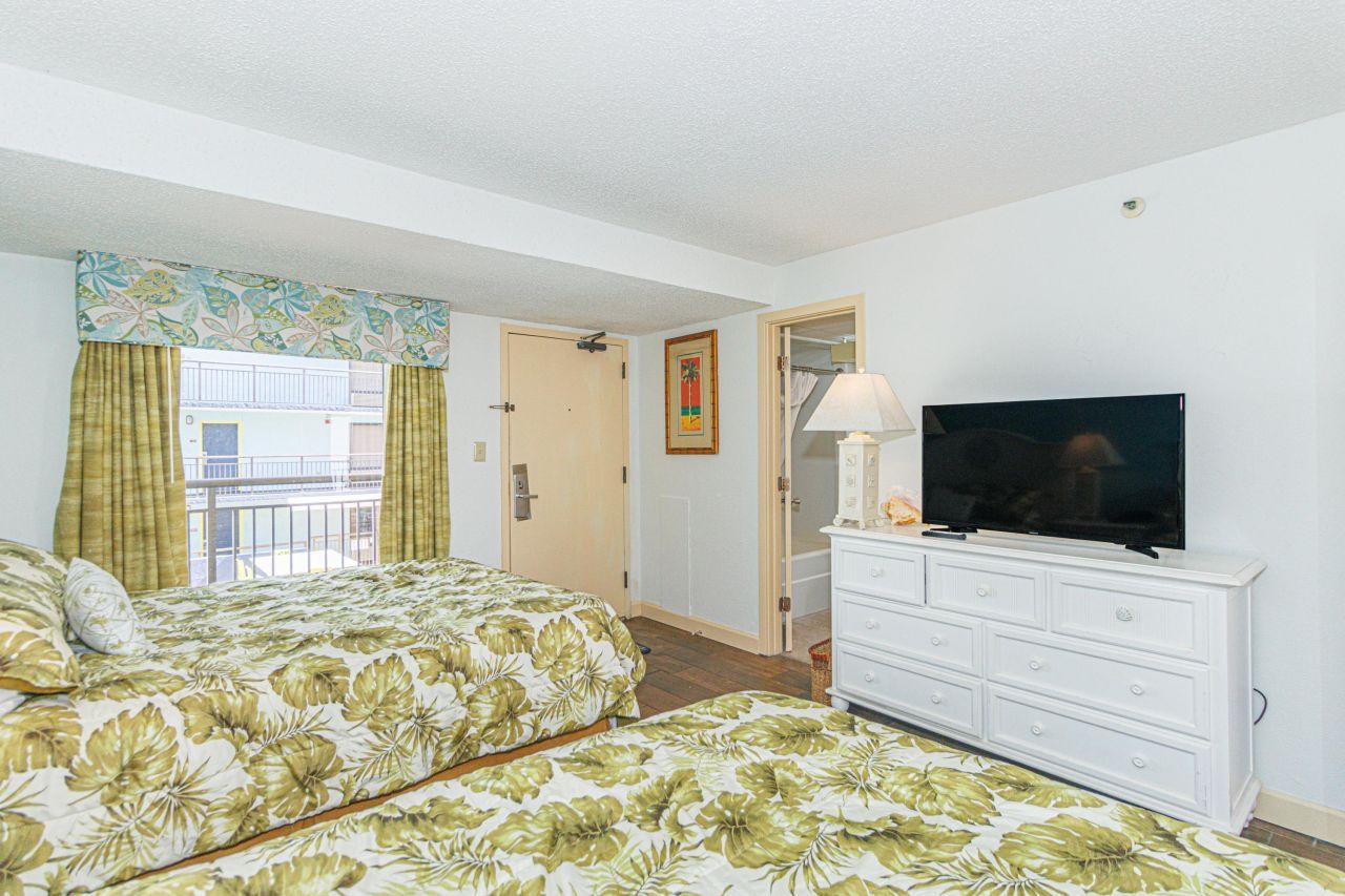 6804 N Ocean Blvd.  Photo 17