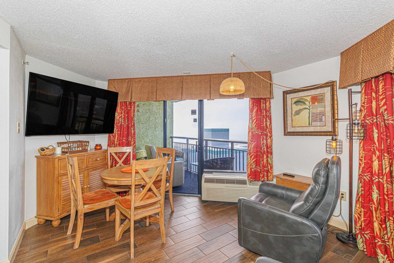 6804 N Ocean Blvd.  Photo 6