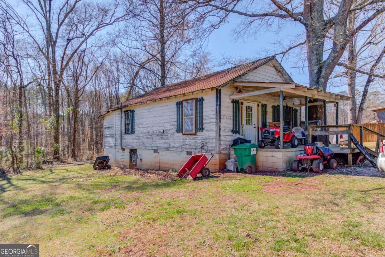 382 Dixie Red Avenue, Jefferson, GA 30549 Main Photo
