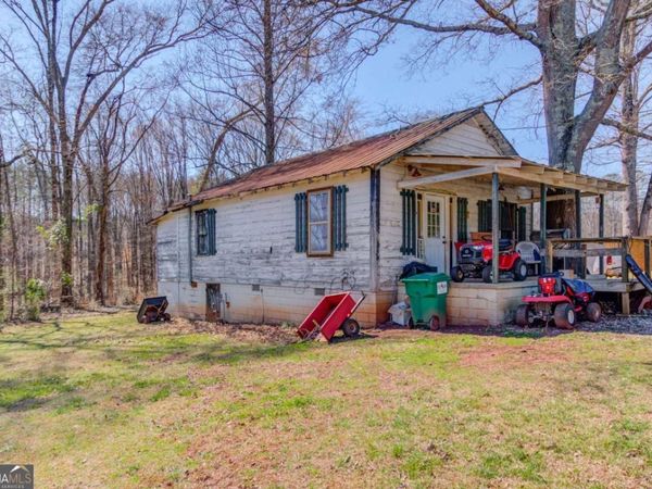 382 Dixie Red Avenue, Jefferson, GA 30549
