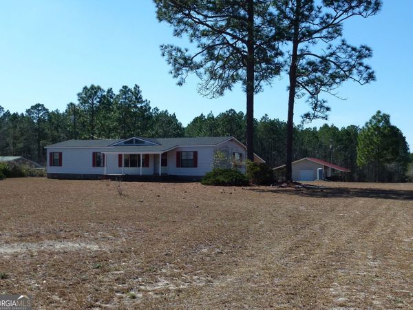 2283 Wilton Threatt Road, Claxton, GA 30417