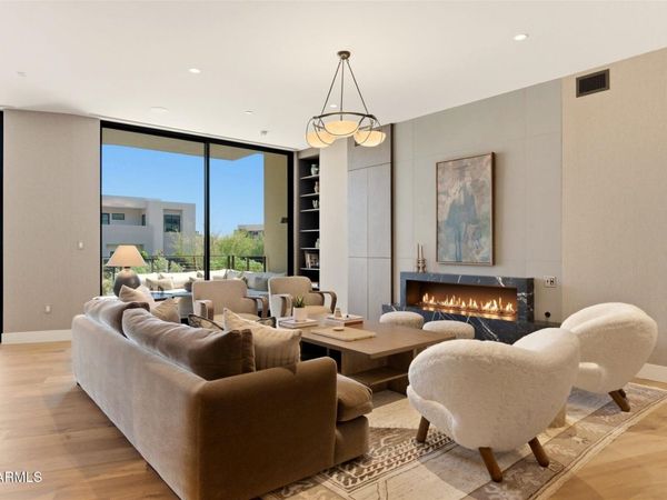 5000 N Camelback Ridge Drive, Unit 108, Scottsdale, AZ 85251