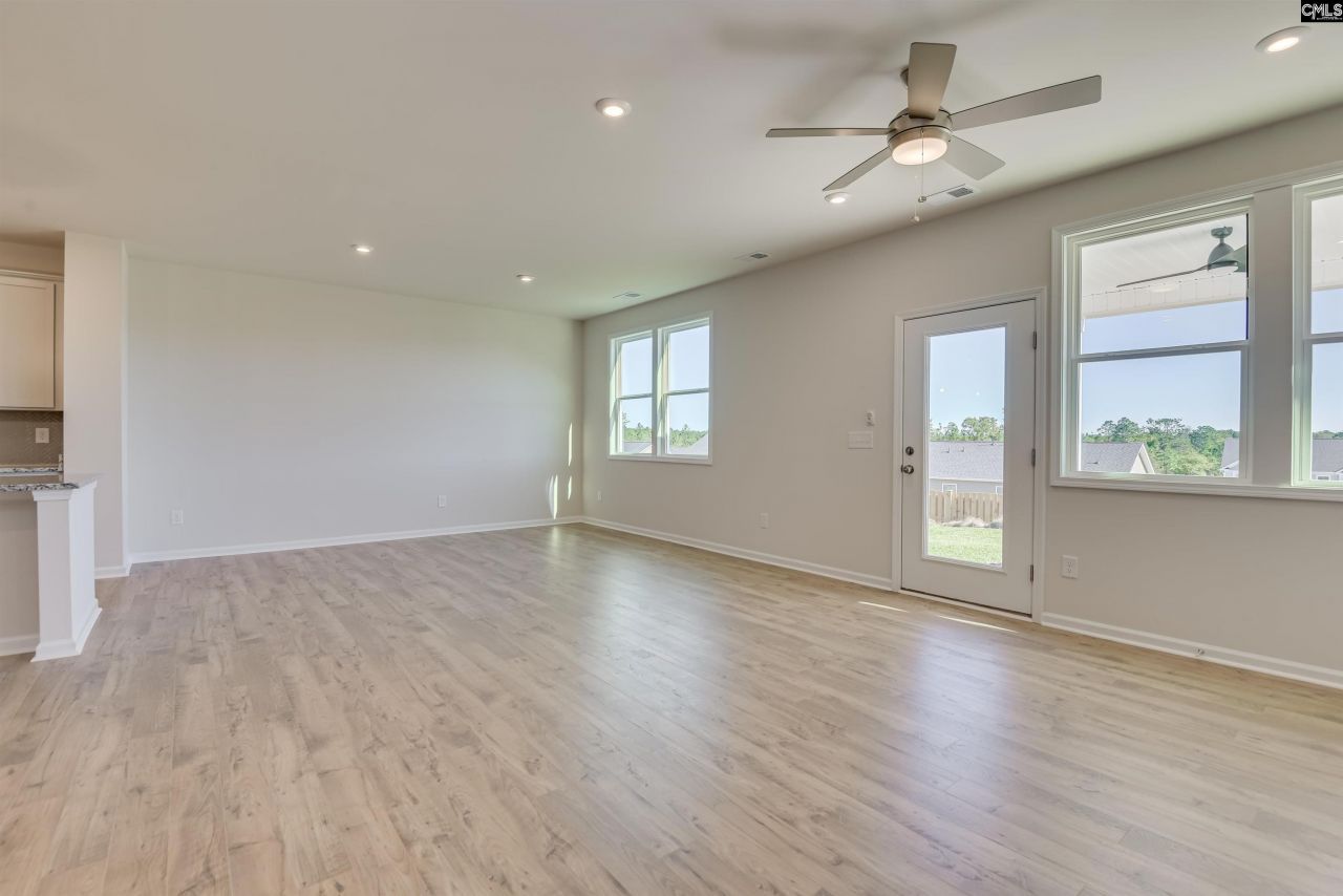 922 Oak Valley Drive  Photo 11