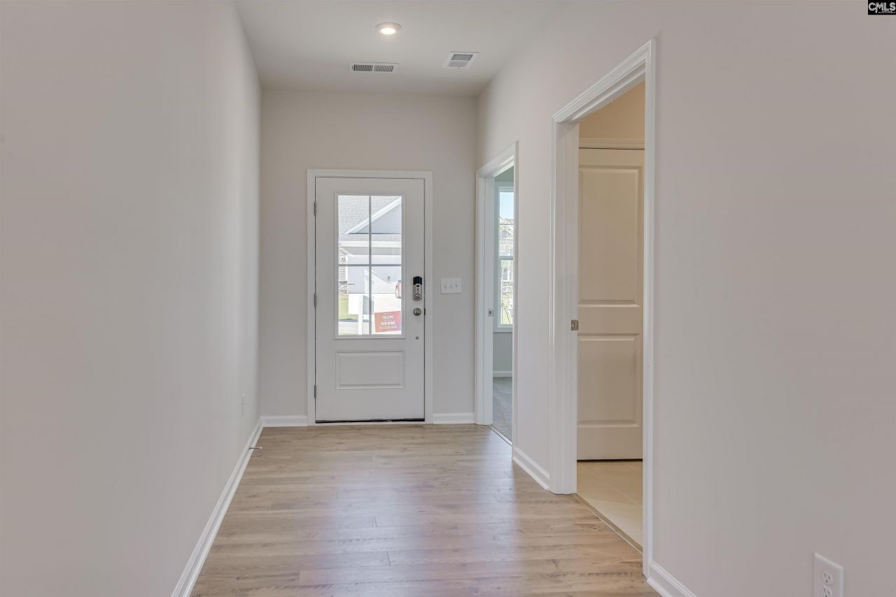 922 Oak Valley Drive  Photo 4