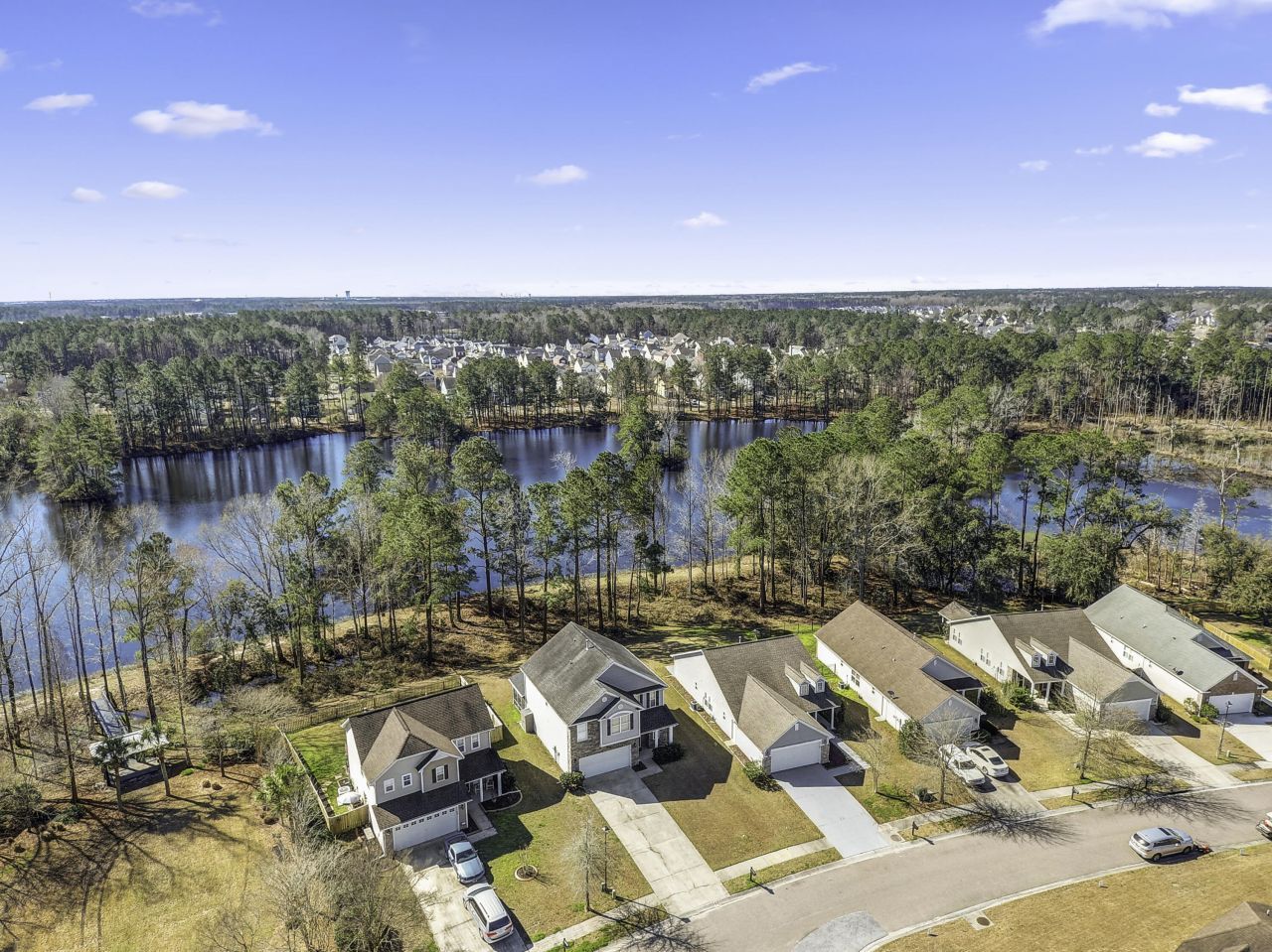 169 Woodbrook Way Photo 5