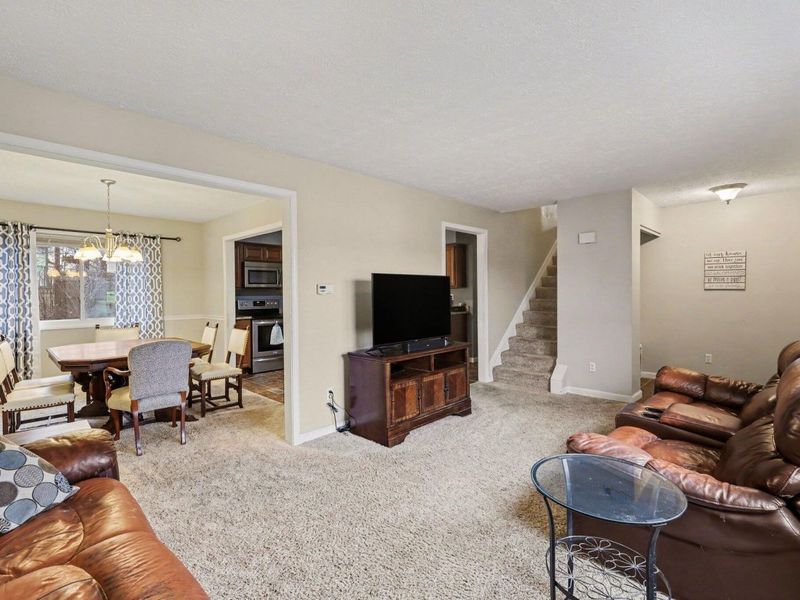 7775 Cedar Wood Circle, Florence, KY 41042 Photo 4