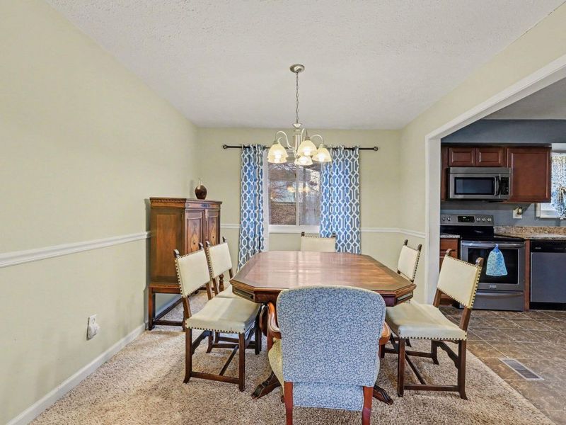 7775 Cedar Wood Circle, Florence, KY 41042 Photo 6