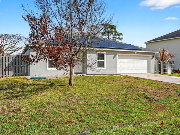 225 SW Statler Avenue, Port Saint Lucie, FL 34984