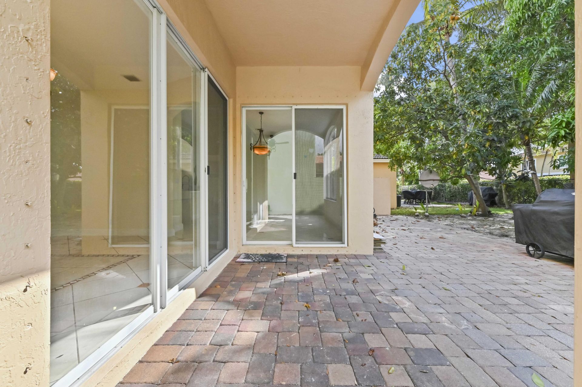 6657 Lurais Drive, Lake Worth, FL 33463 Photo