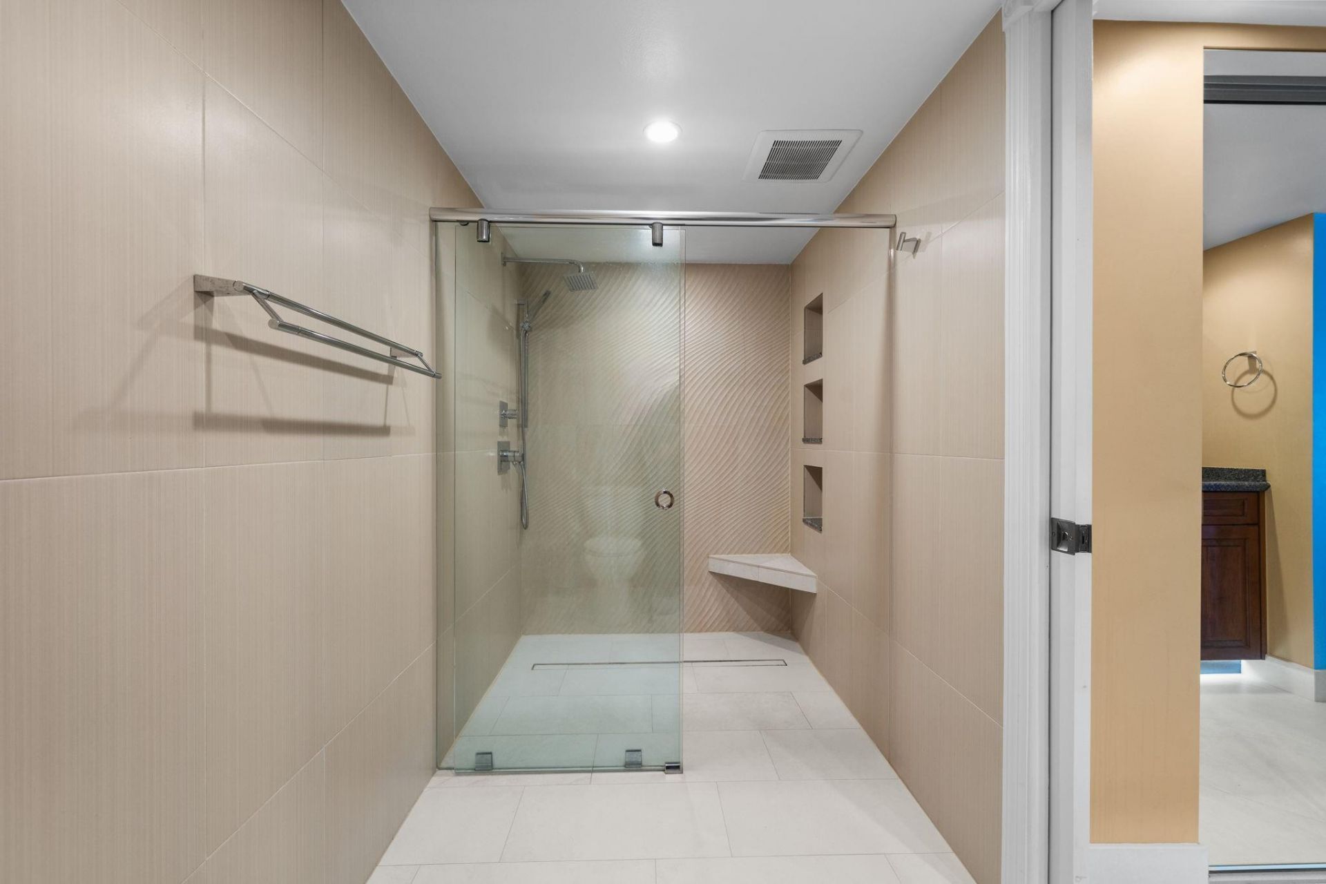 511 Bayshore Drive, Unit 904, Fort Lauderdale, FL 33304 Photo