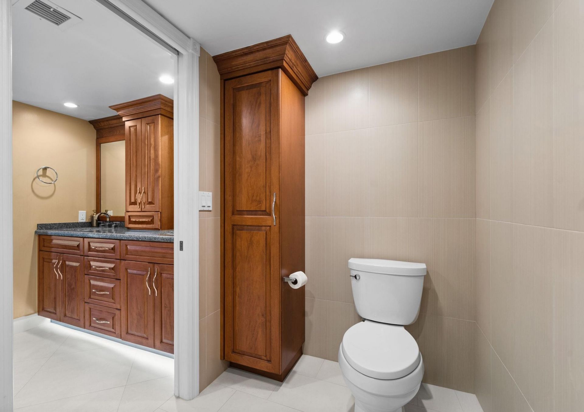 511 Bayshore Drive, Unit 904, Fort Lauderdale, FL 33304 Photo