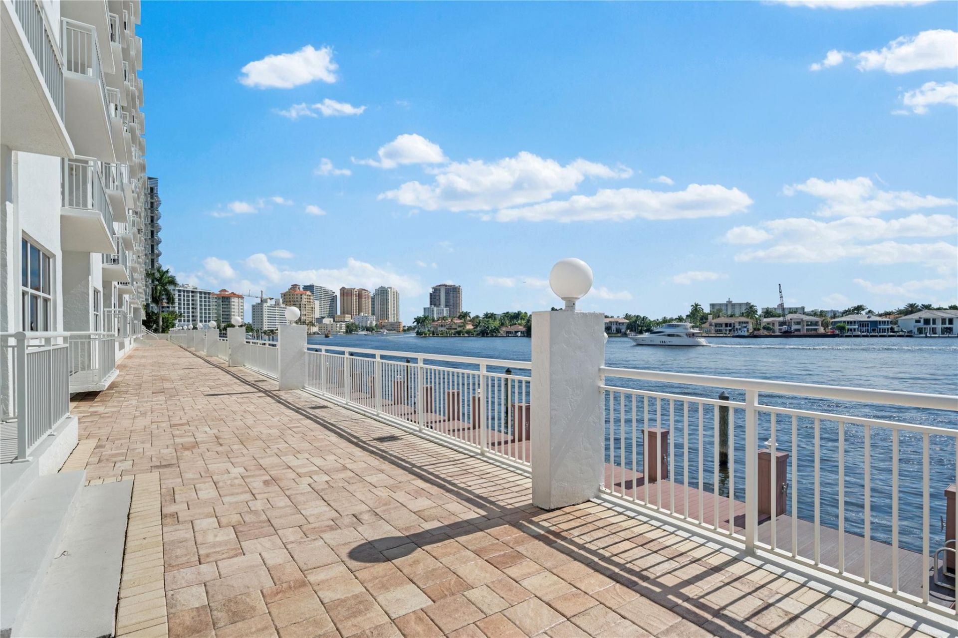 511 Bayshore Drive, Unit 904, Fort Lauderdale, FL 33304 Photo