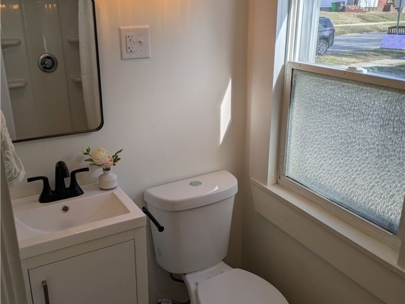 223 E Larwill Street , Wooster, OH 44691 Photo 10