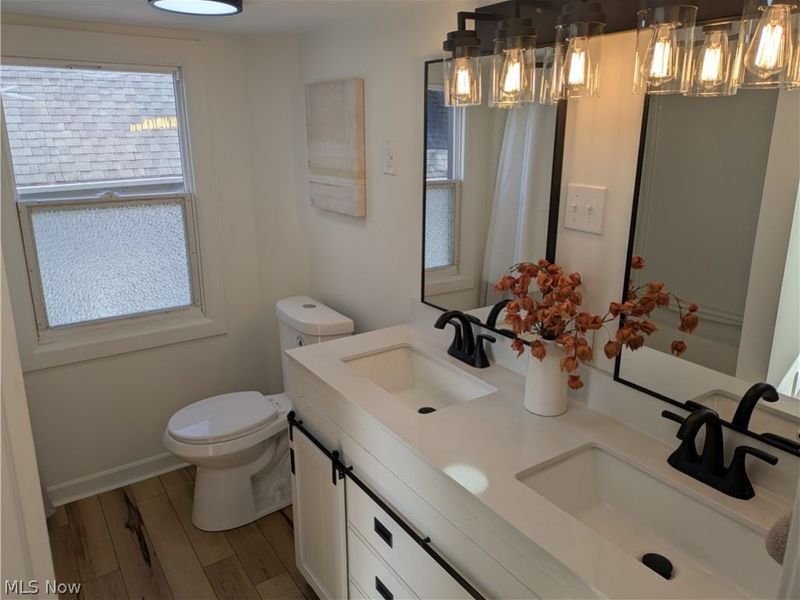 223 E Larwill Street , Wooster, OH 44691 Photo 14