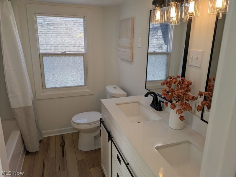 223 E Larwill Street , Wooster, OH 44691 Photo 15