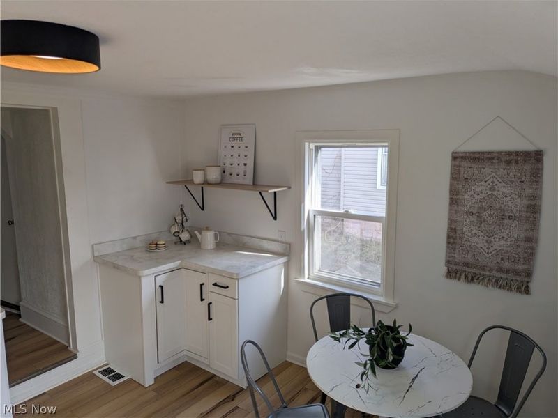 223 E Larwill Street , Wooster, OH 44691 Photo 3