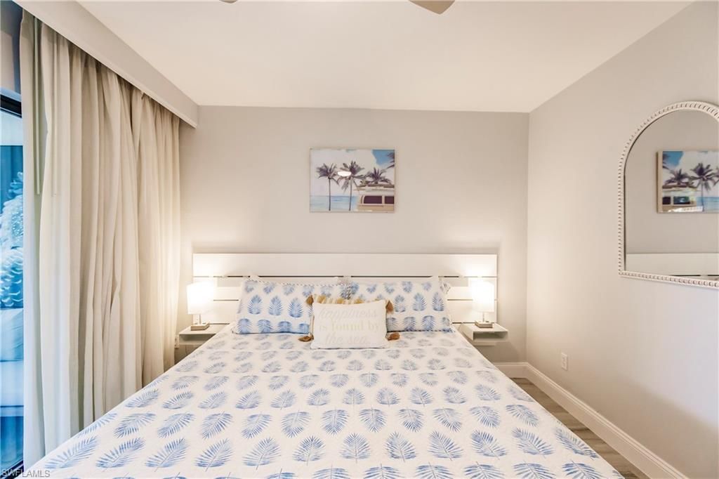 600 Neapolitan Way, Unit 101, Naples, FL 34103 Photo