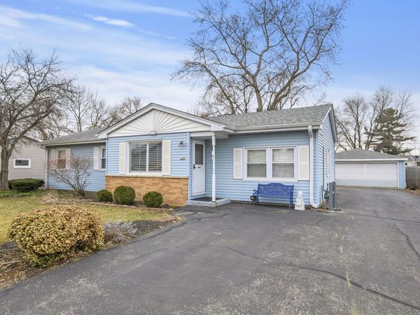 326 Old Hickory Road , New Lenox, IL 60451