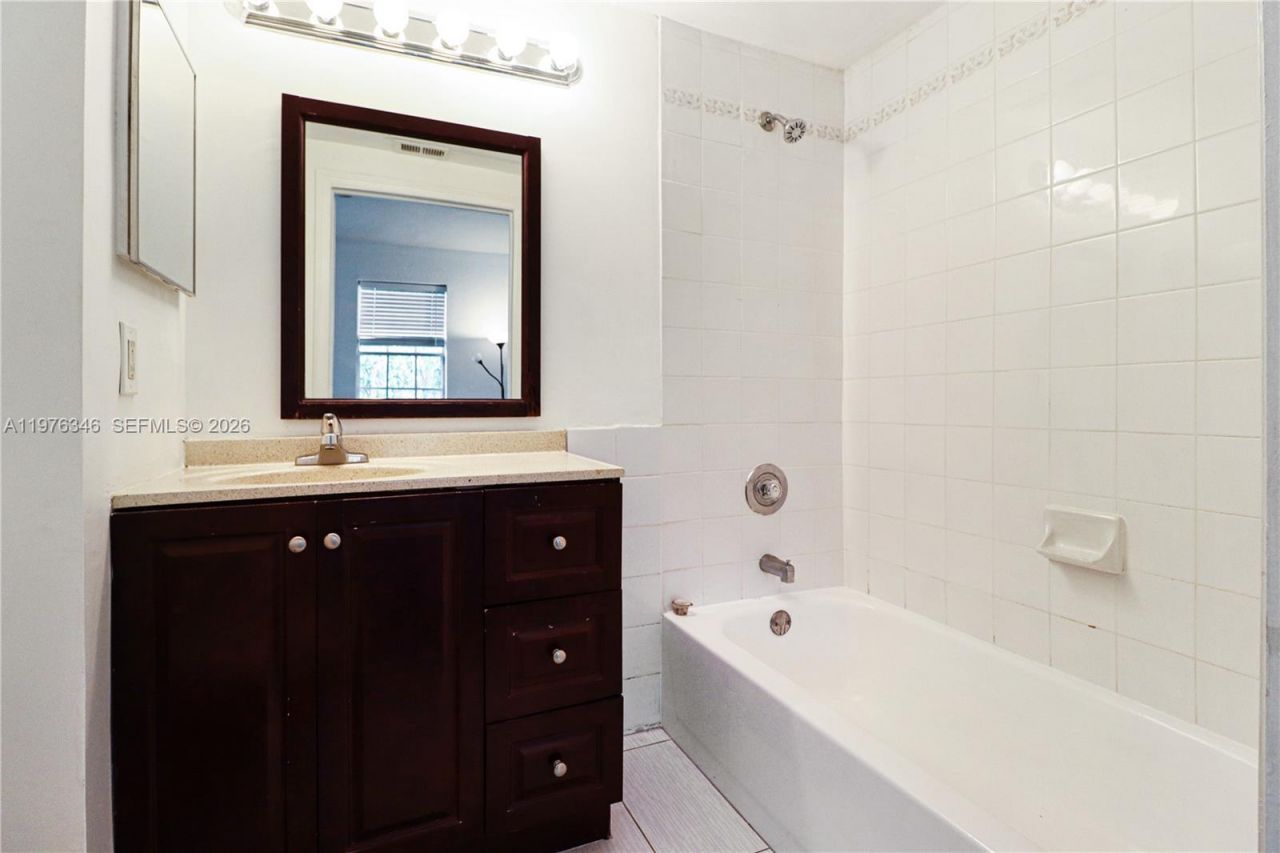 765 SW 148th Ave, Unit 1203, Sunrise, FL 33325 Photo