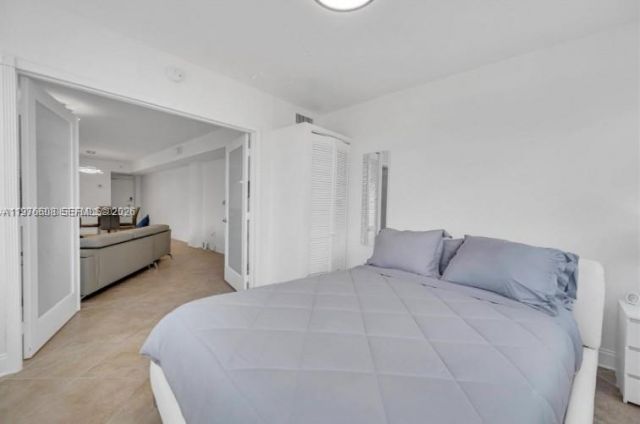 999 Brickell Bay Dr , Unit 2007, Miami, FL 33131 Photo