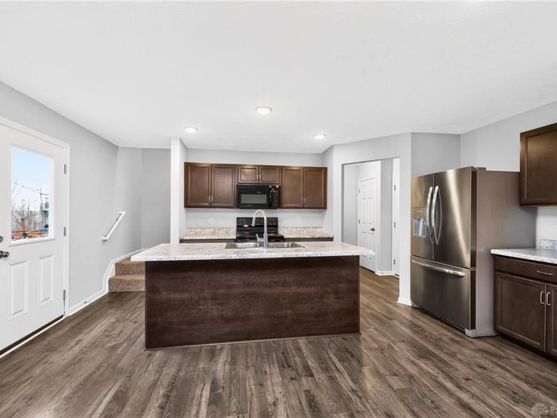 2150 Pine Valley Drive, Hamilton, OH 45013 Photo 11