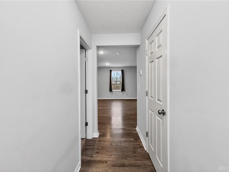 2150 Pine Valley Drive, Hamilton, OH 45013 Photo 4