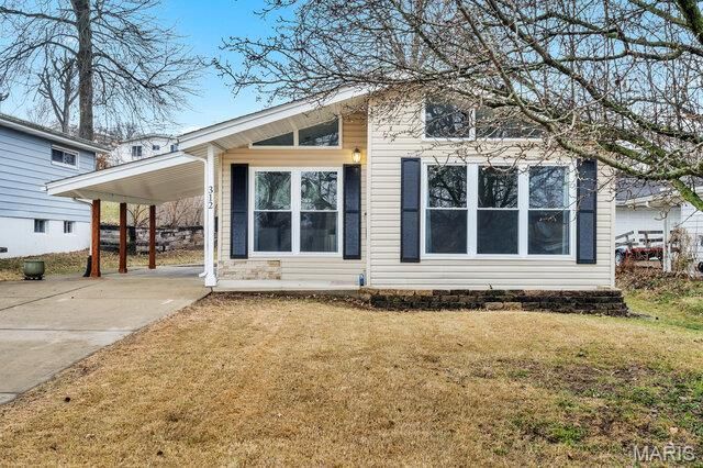 312 Ballwin Avenue, Ballwin, MO 63021 Main Photo