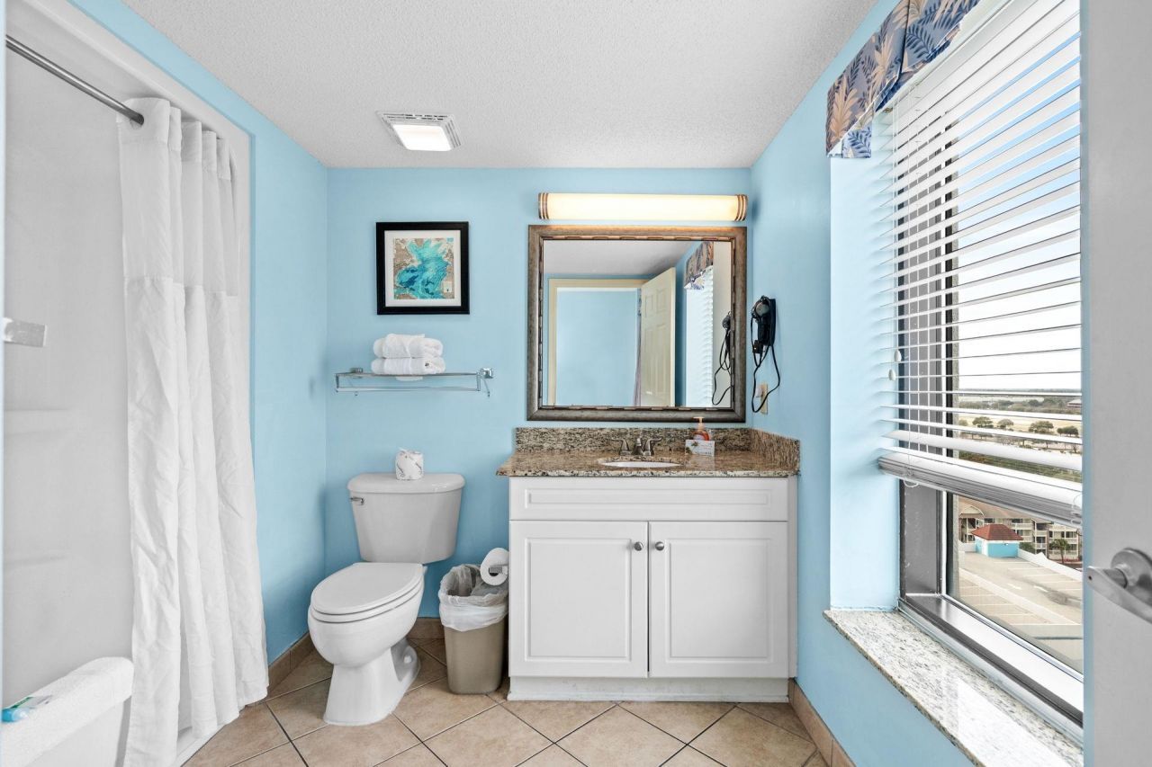 3000 N Ocean Blvd. Photo 19