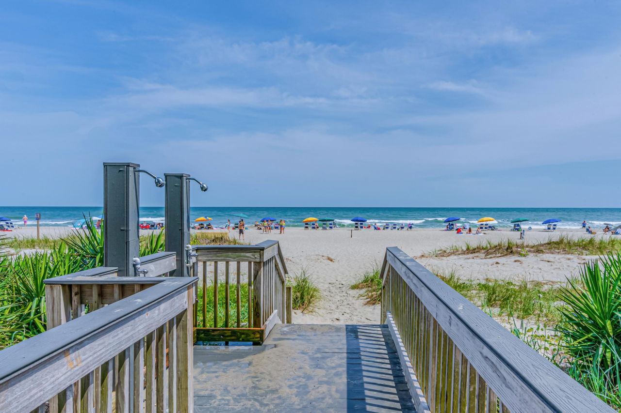 3000 N Ocean Blvd. Photo 34