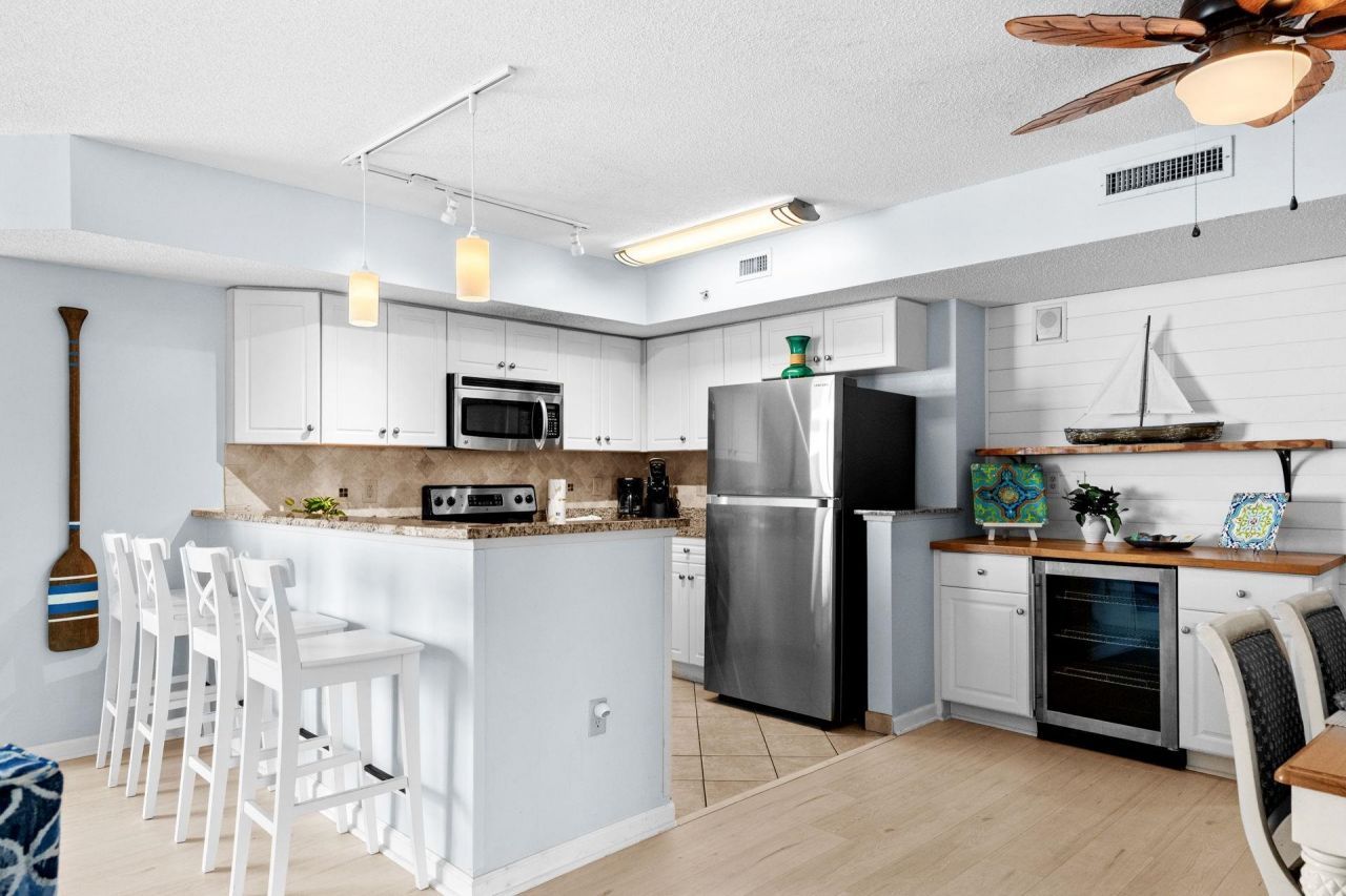 3000 N Ocean Blvd. Photo 6