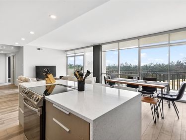 6211 Northwest Highway, Unit 400, Dallas, TX 75225