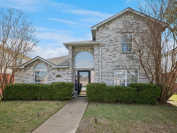 2725 Hidden Springs Drive, Mesquite, TX 75181
