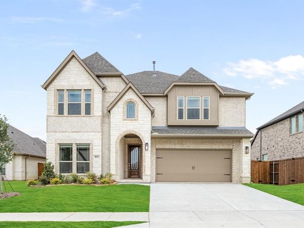 829 Blue Fescue Road, Fort Worth, TX 76247