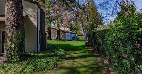 4826 Garden Homes Pl, Elk Grove, CA 95758 Photo