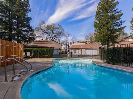 4826 Garden Homes Pl, Elk Grove, CA 95758 Photo