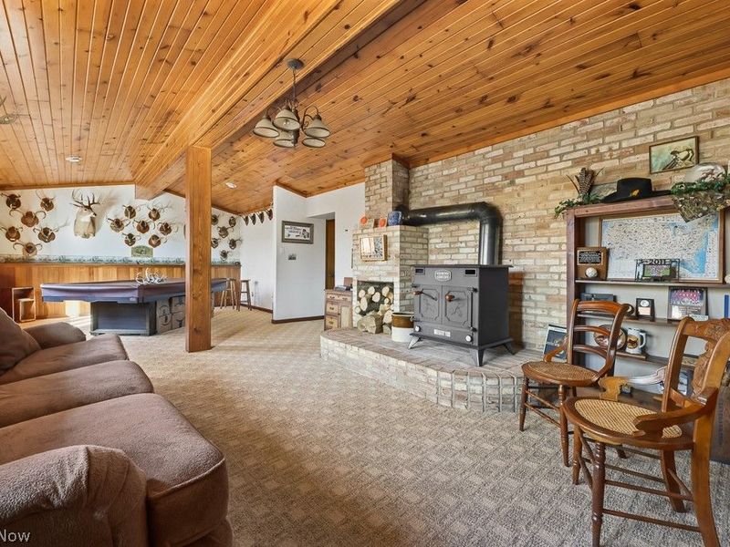 6122 Frederick Avenue NE, Alliance, OH 44601 Photo 16