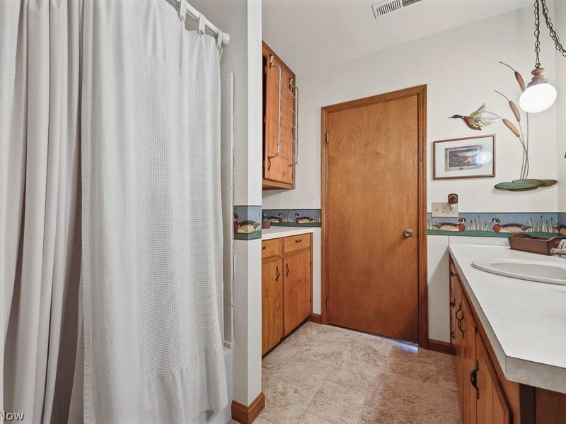 6122 Frederick Avenue NE, Alliance, OH 44601 Photo 29