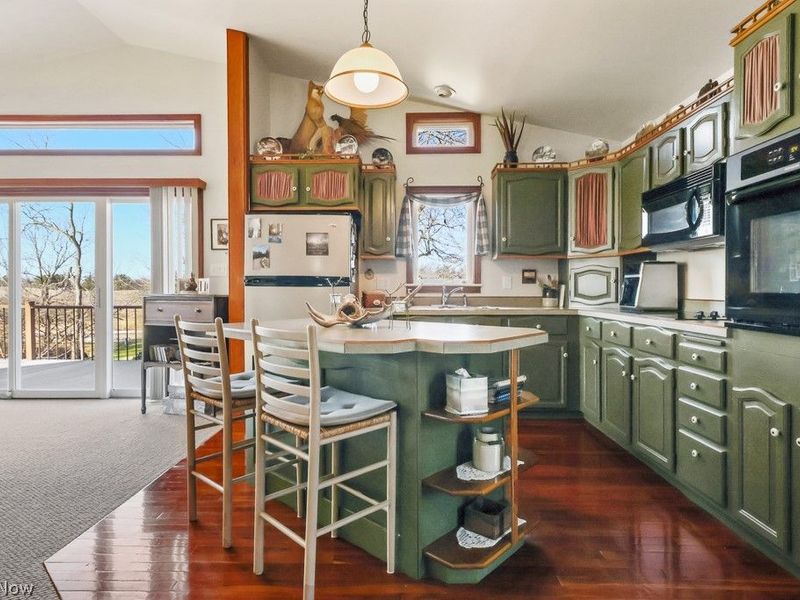 6122 Frederick Avenue NE, Alliance, OH 44601 Photo 5