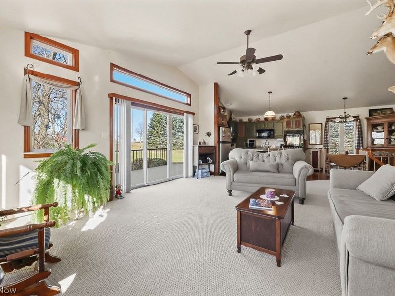 6122 Frederick Avenue NE, Alliance, OH 44601 Photo 9