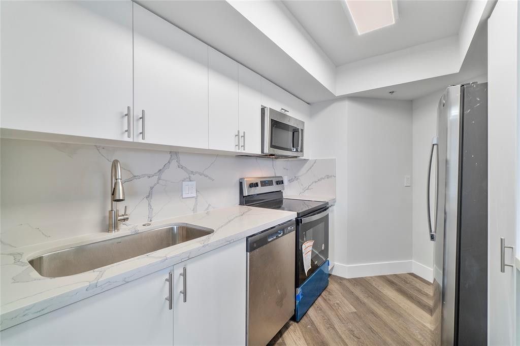 300 Three Islands Boulevard, Unit 306, Hallandale Beach, FL 33009 Photo