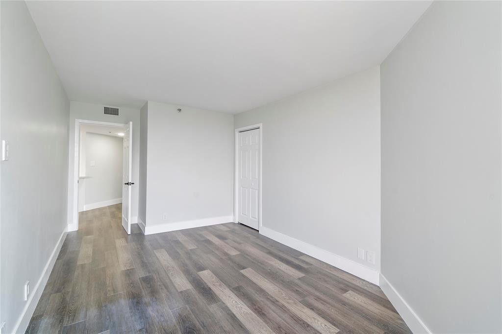 300 Three Islands Boulevard, Unit 306, Hallandale Beach, FL 33009 Photo