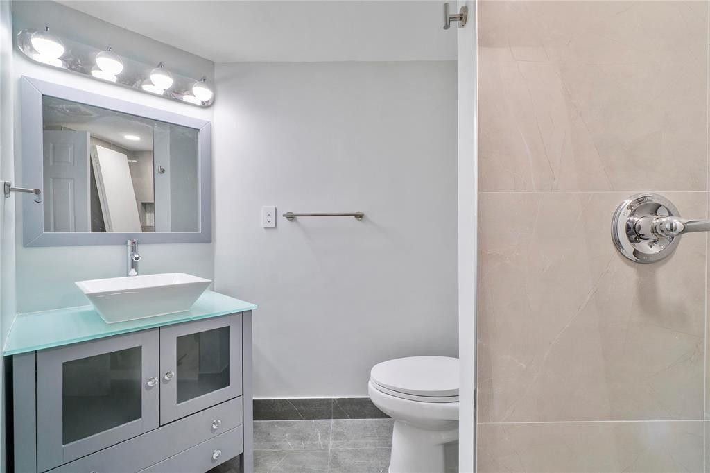 300 Three Islands Boulevard, Unit 306, Hallandale Beach, FL 33009 Photo