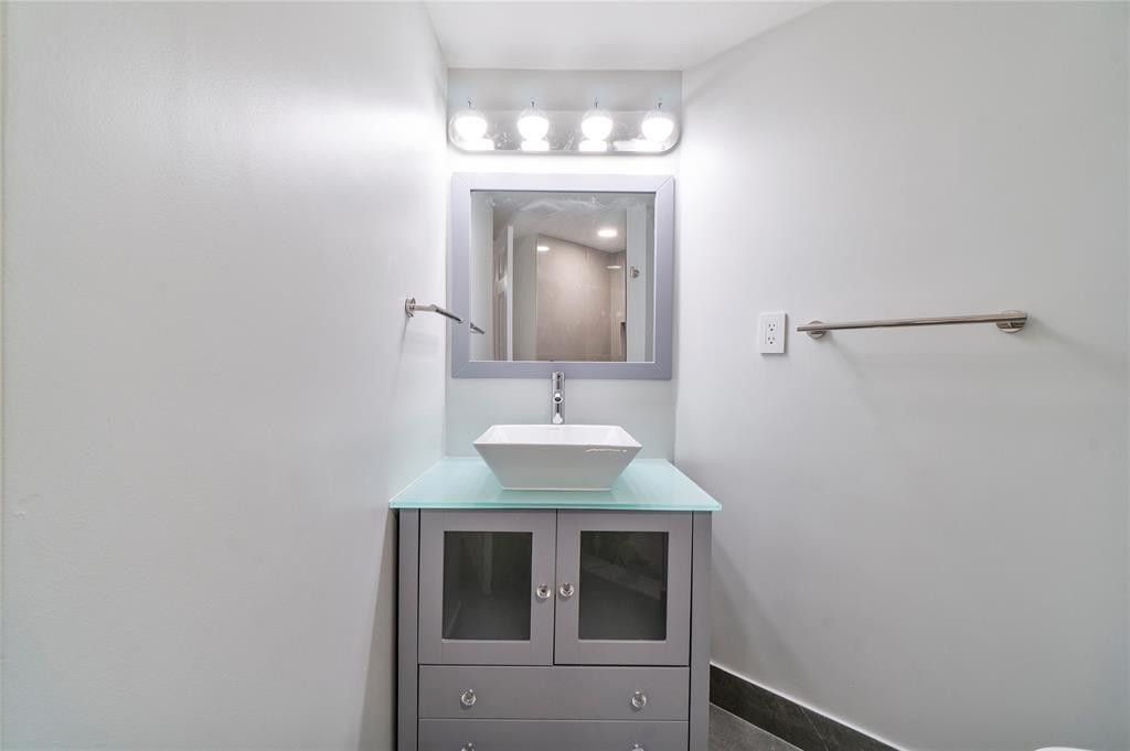 300 Three Islands Boulevard, Unit 306, Hallandale Beach, FL 33009 Photo