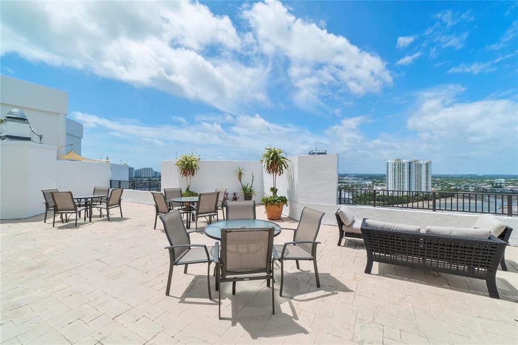 300 Three Islands Boulevard, Unit 306, Hallandale Beach, FL 33009 Photo