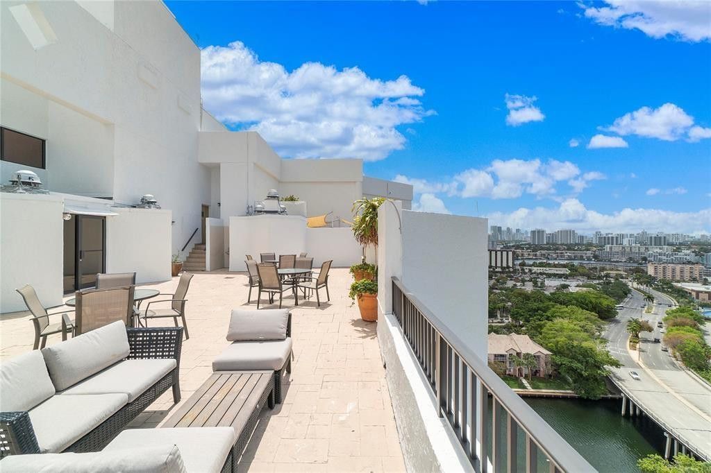 300 Three Islands Boulevard, Unit 306, Hallandale Beach, FL 33009 Photo